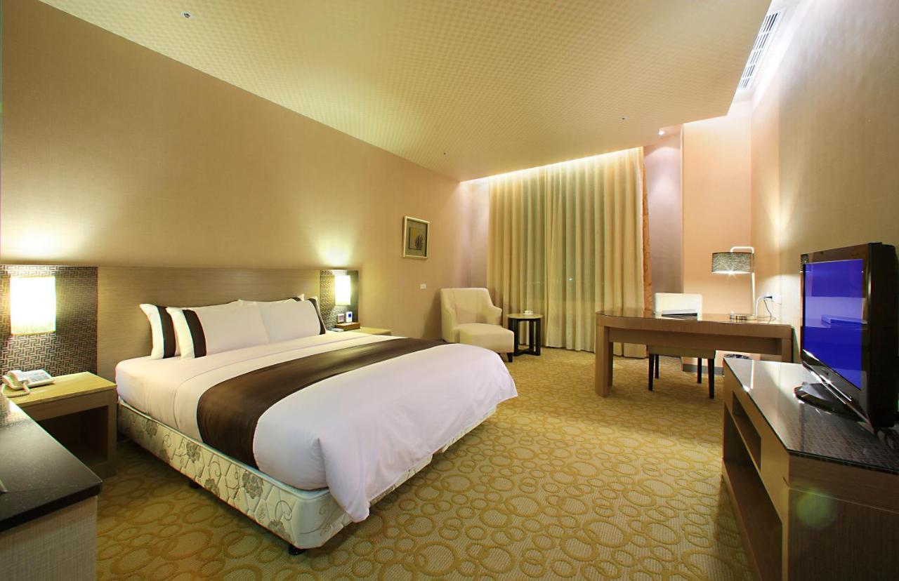 Shinkansen Grand Hotel Taichung Eksteriør bilde