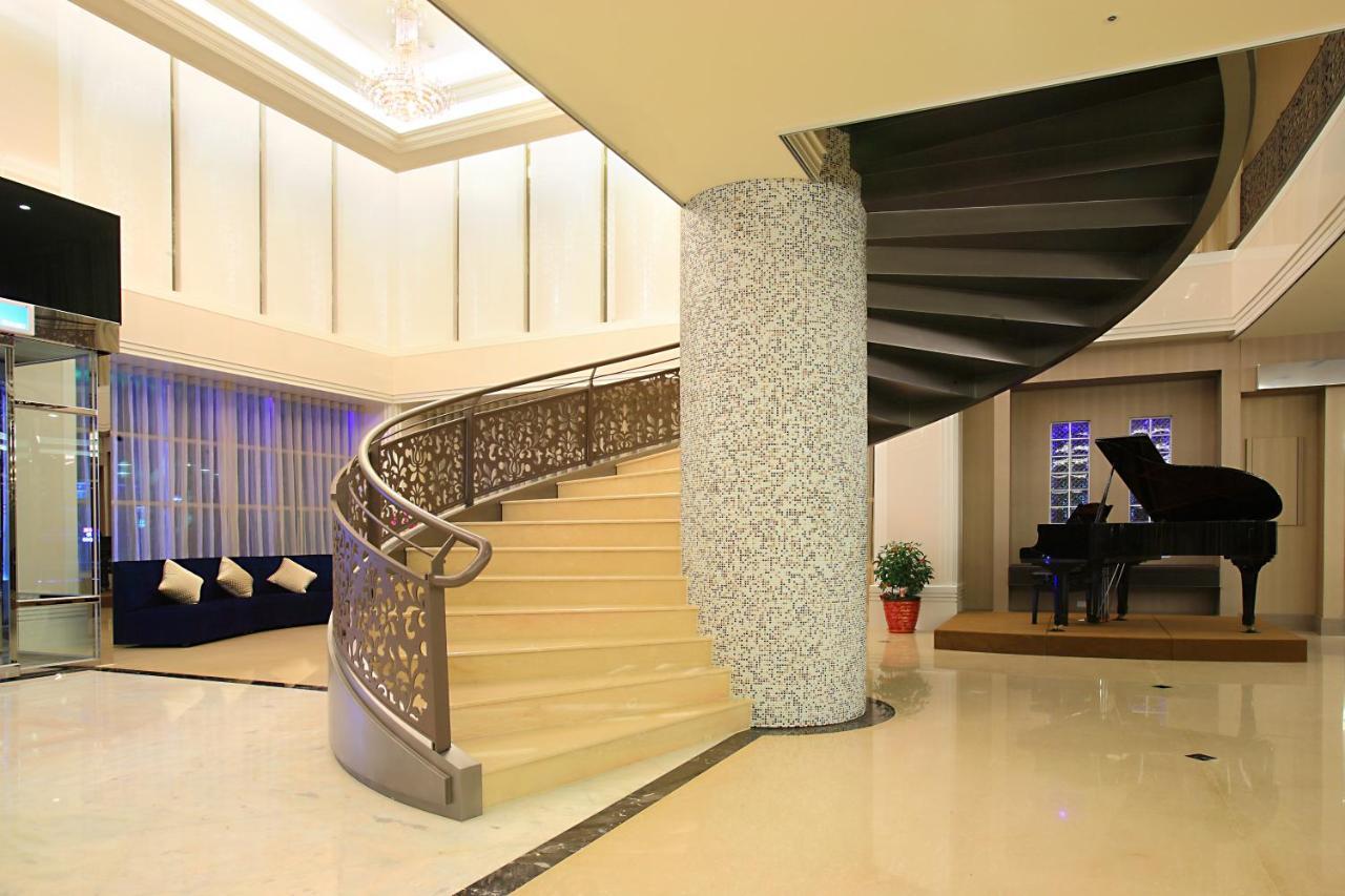 Shinkansen Grand Hotel Taichung Eksteriør bilde